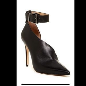 Bcbgmaxzria heel booties